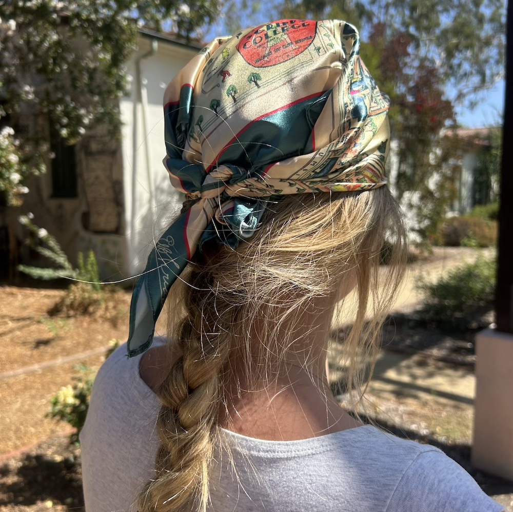 Scripps Scarf-0000